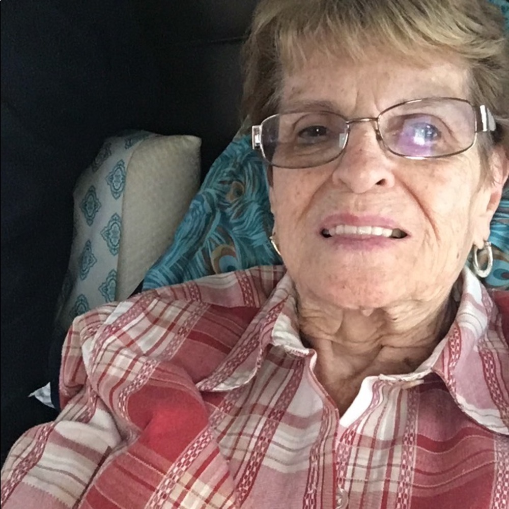 Meet your Posher, Pam